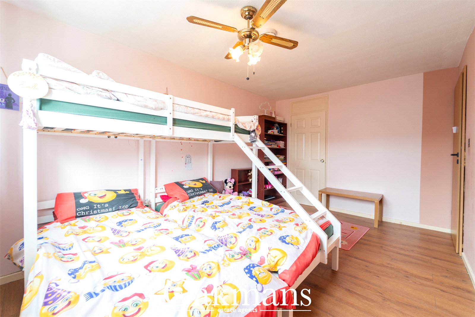 Treville Close, Redditch, B98