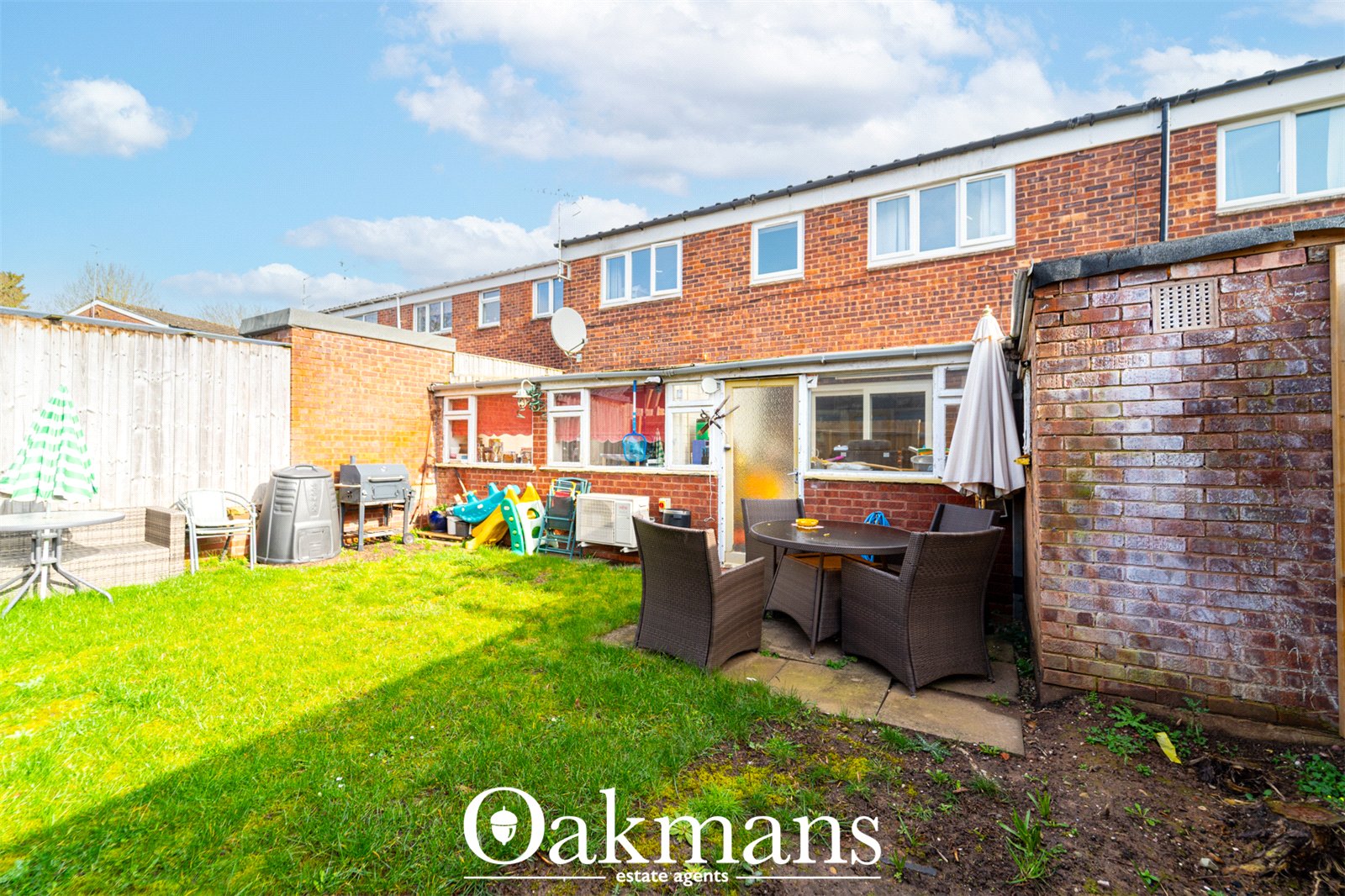 Treville Close, Redditch, B98