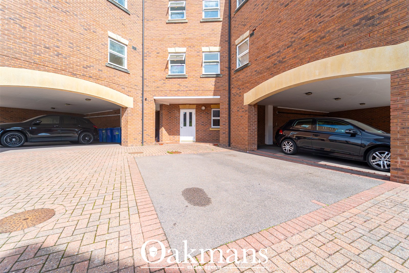 Rumbush Lane, Solihull, B90
