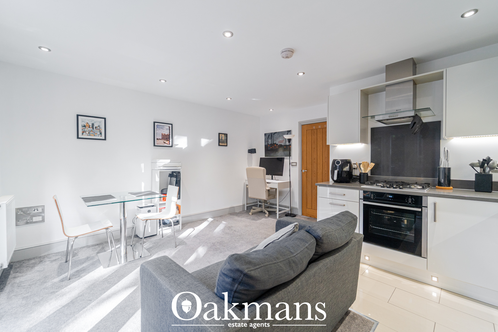 Hagley Road, West Midlands, B16