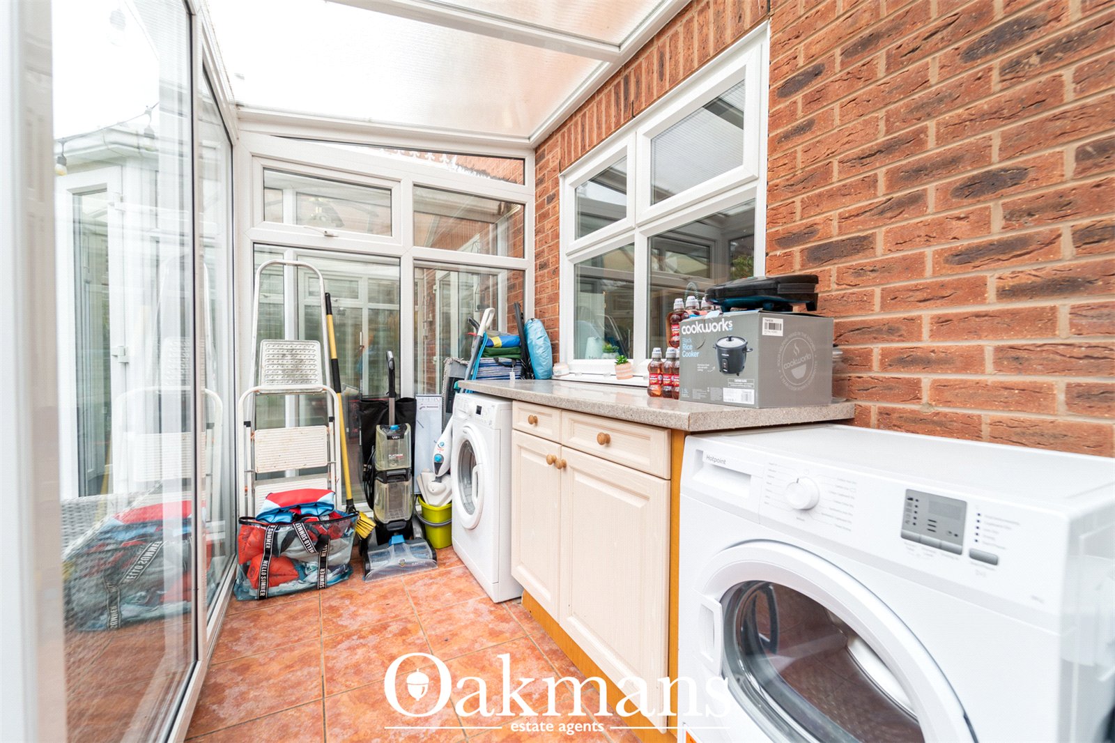 Guys Walk, Bromsgrove, B61