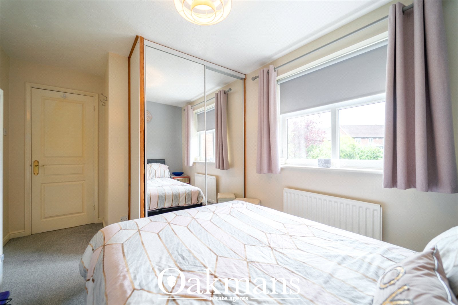 Guys Walk, Bromsgrove, B61