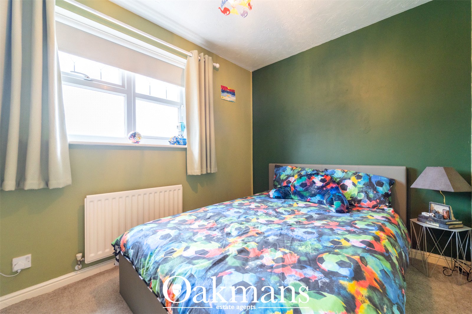 Guys Walk, Bromsgrove, B61