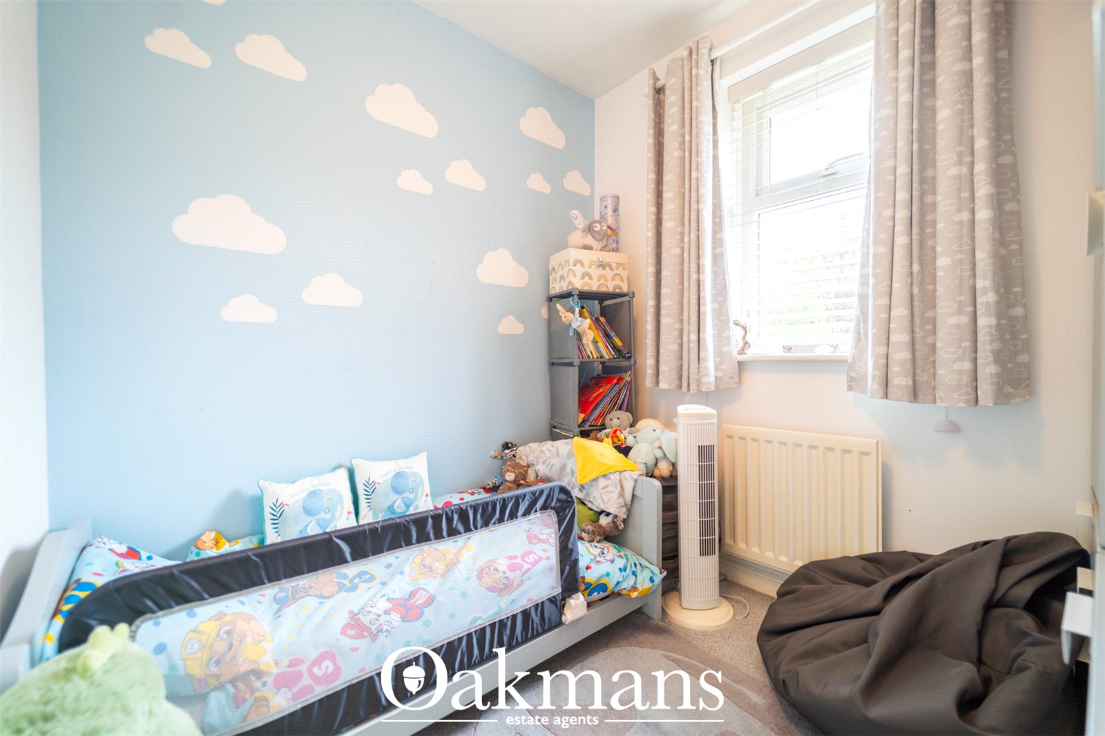Guys Walk, Bromsgrove, B61