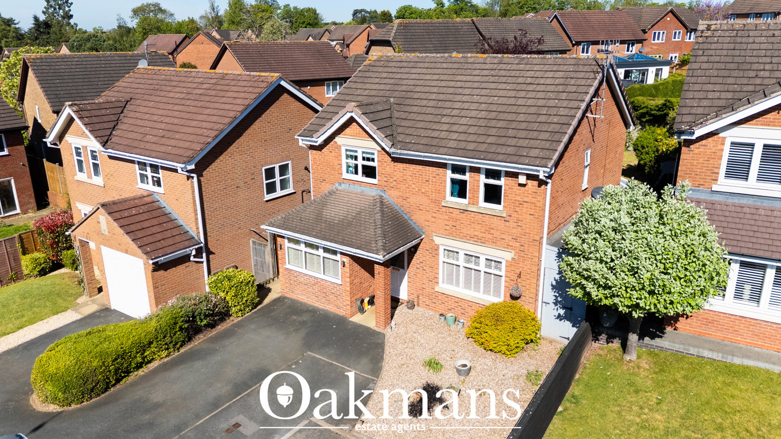 Guys Walk, Bromsgrove, B61