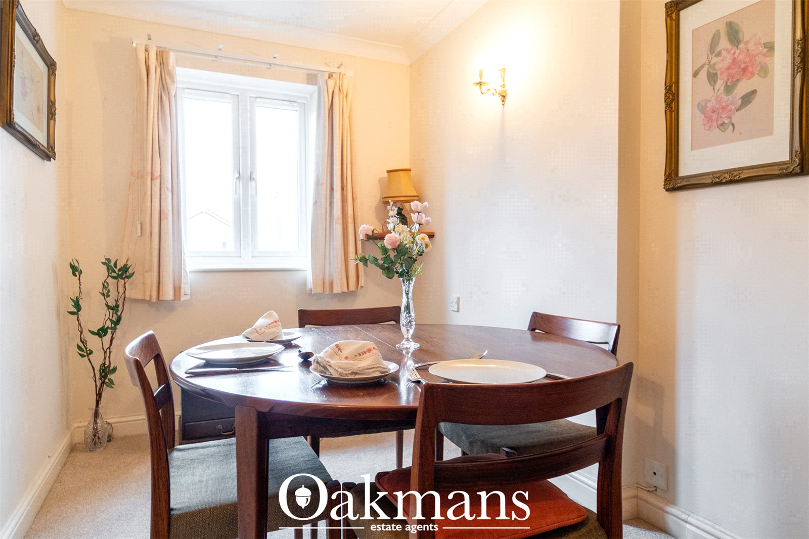 Kingfisher Court, Droitwich, WR9
