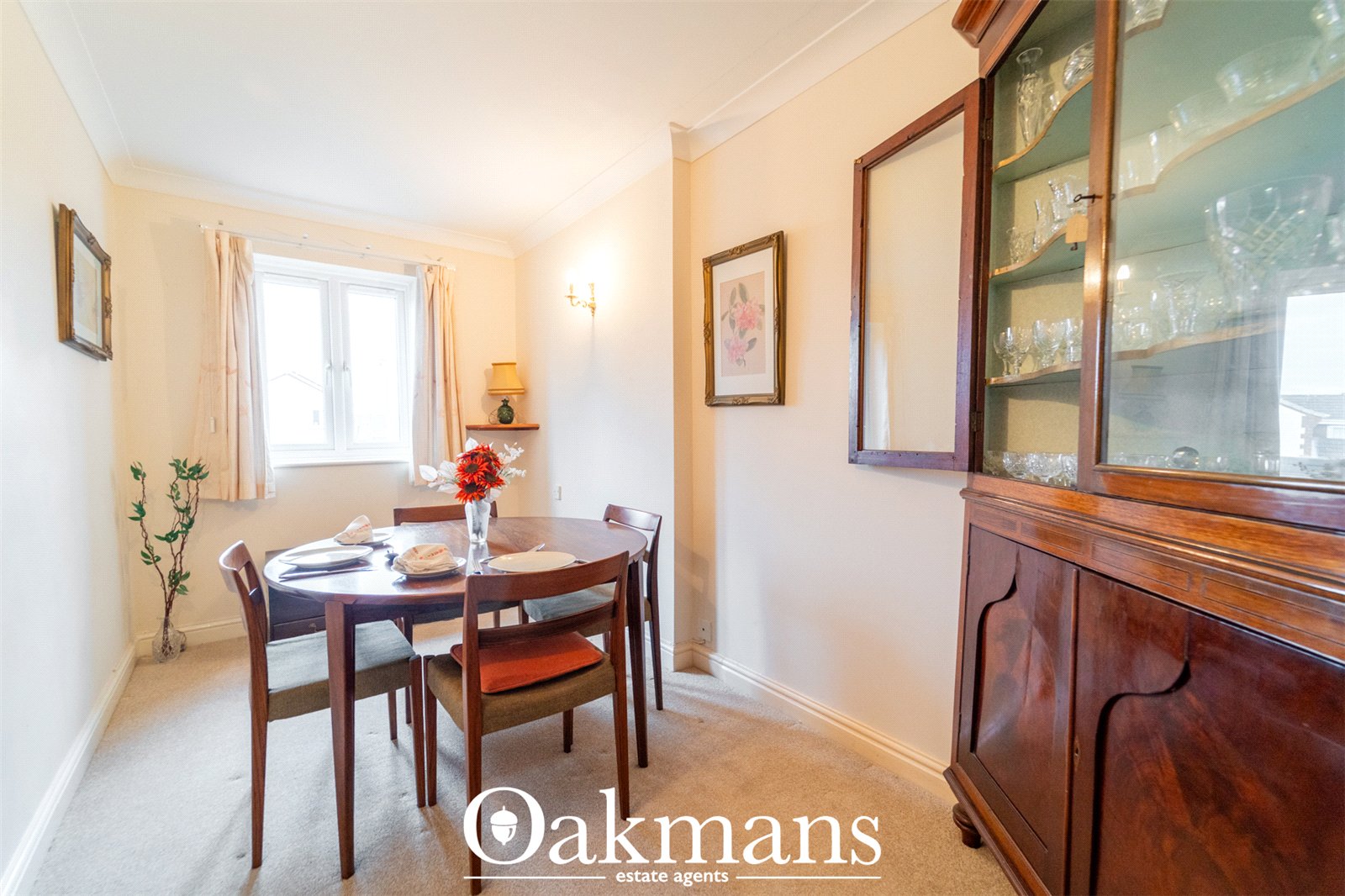 Kingfisher Court, Droitwich, WR9