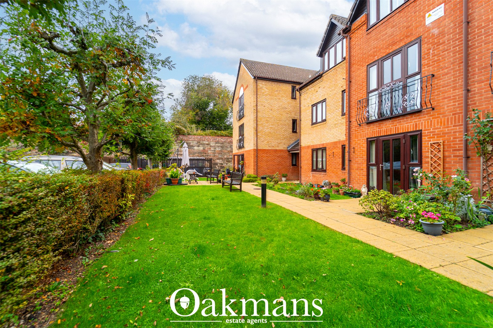 Kingfisher Court, Droitwich, WR9