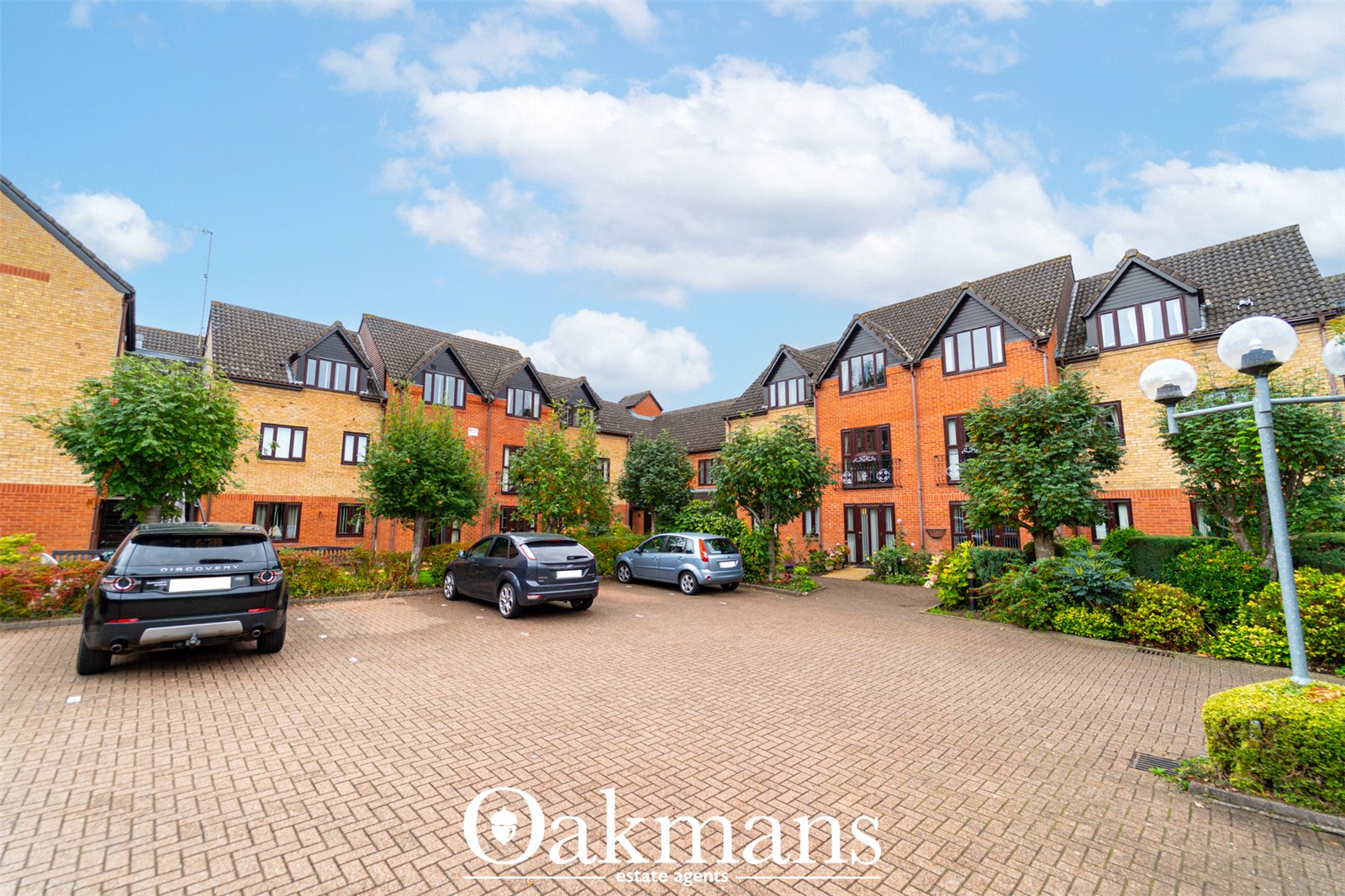Kingfisher Court, Droitwich, WR9
