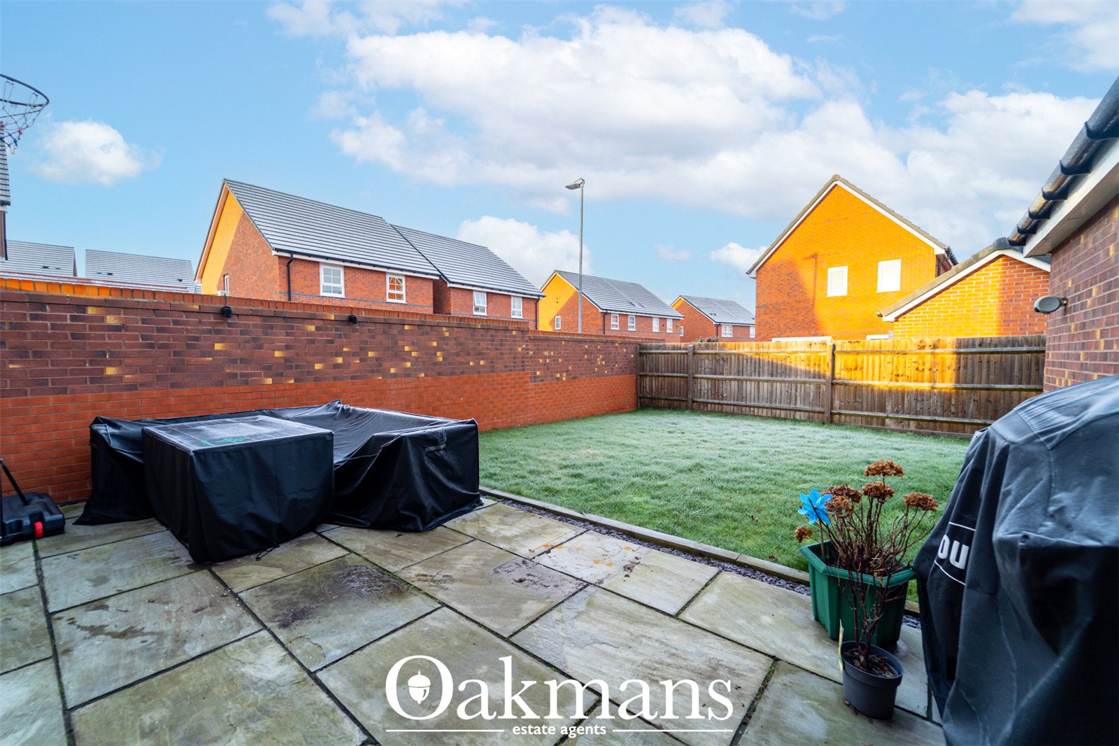Chimney Way, Bromsgrove, B60