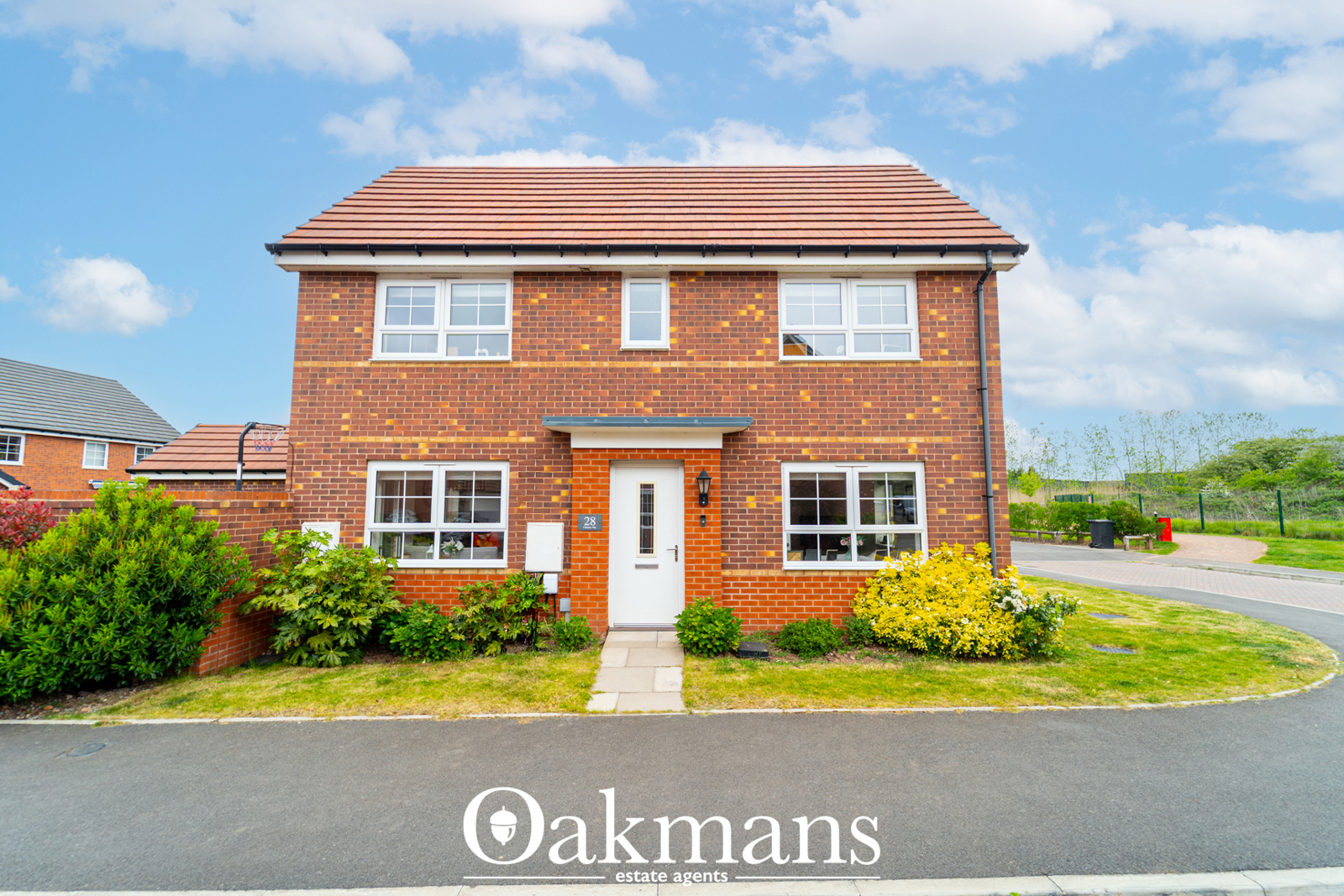 Chimney Way, Bromsgrove, B60