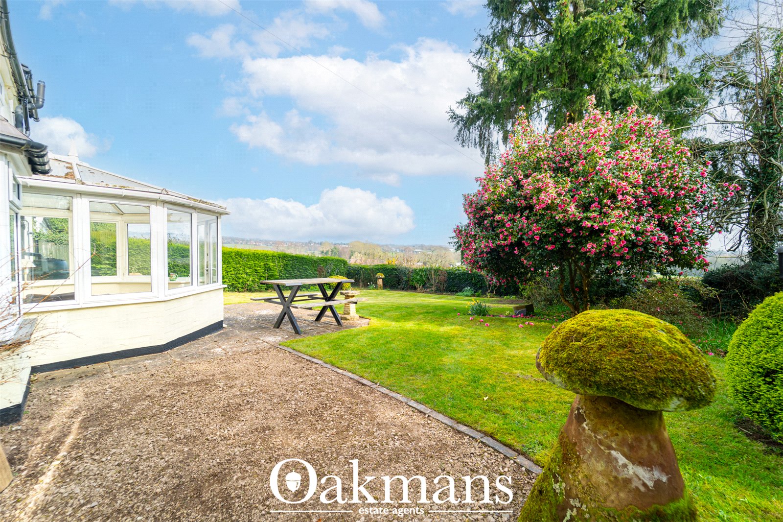 Hinton Fields, Bromsgrove, B61