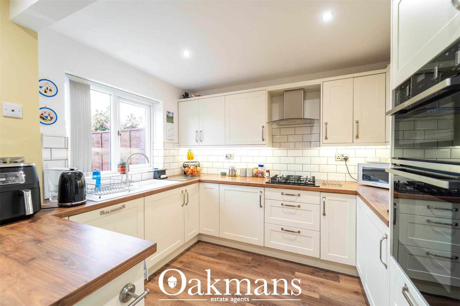 BUCKFAST CLOSE, BROMSGROVE, B61