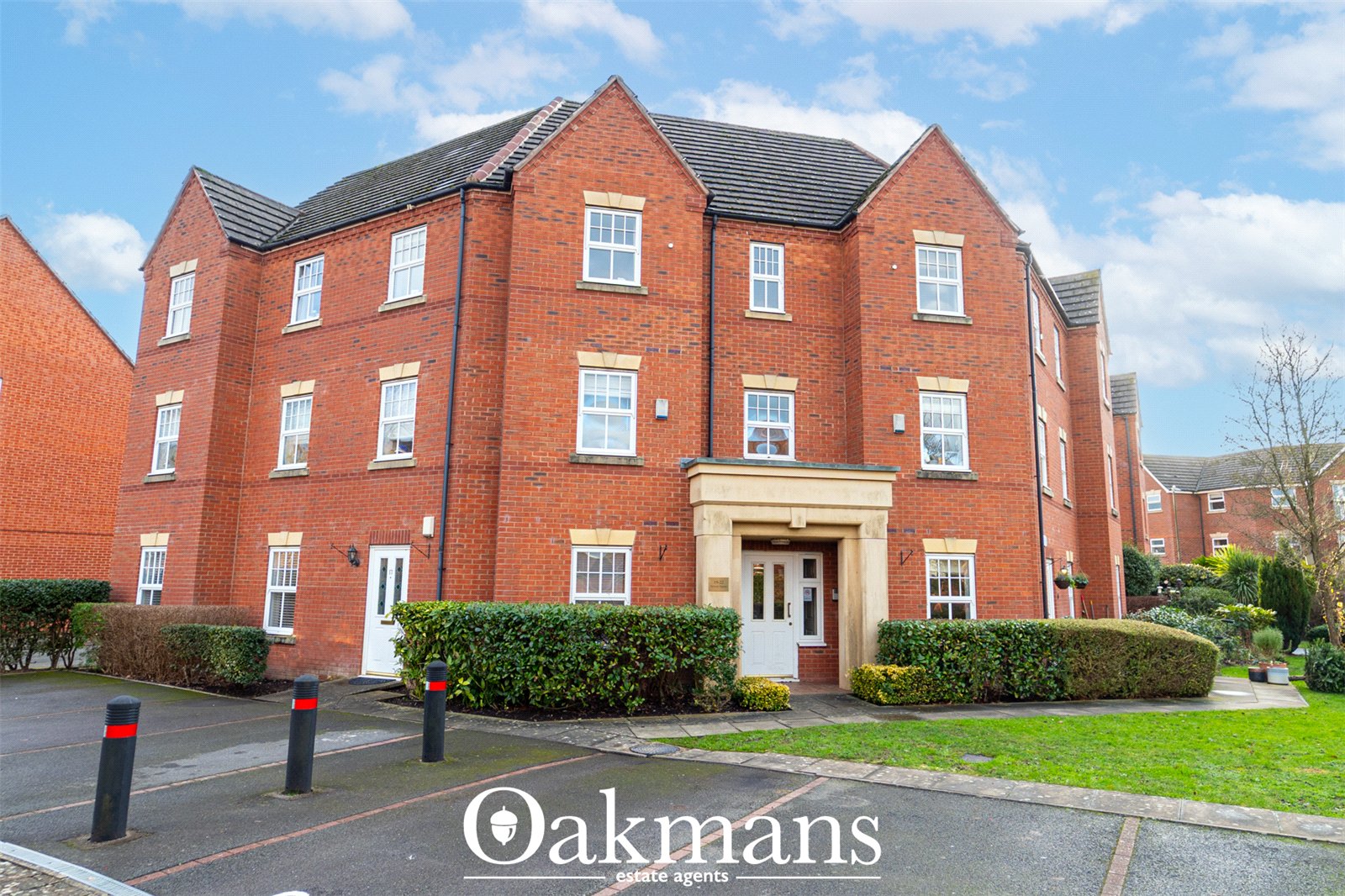 Newton Square, Bromsgrove, B60