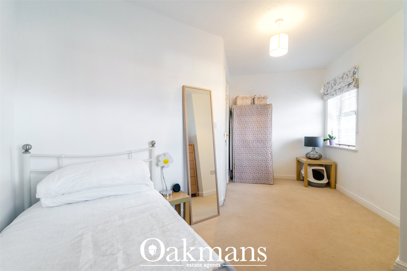 Newton Square, Bromsgrove, B60