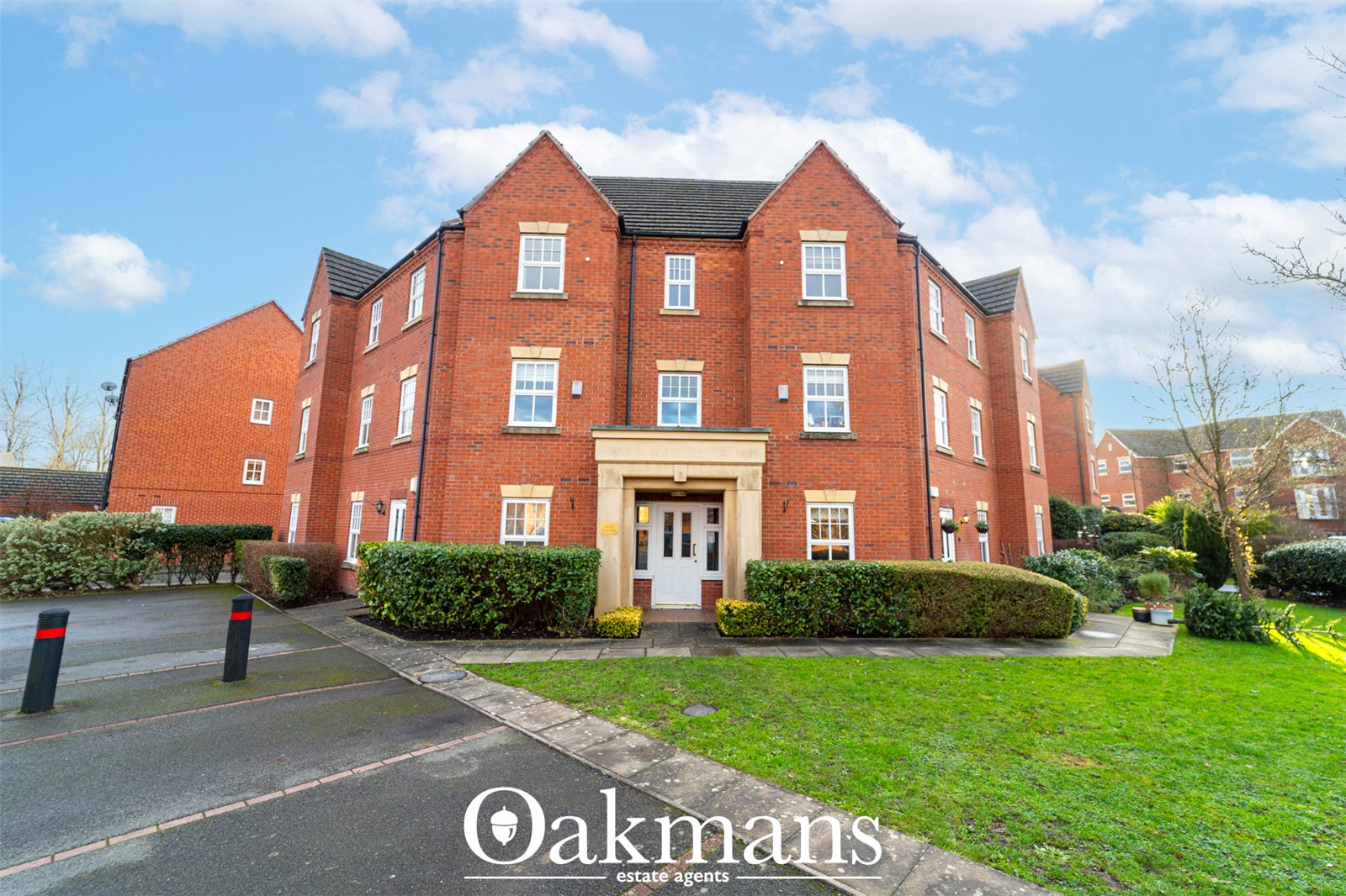 Newton Square, Bromsgrove, B60