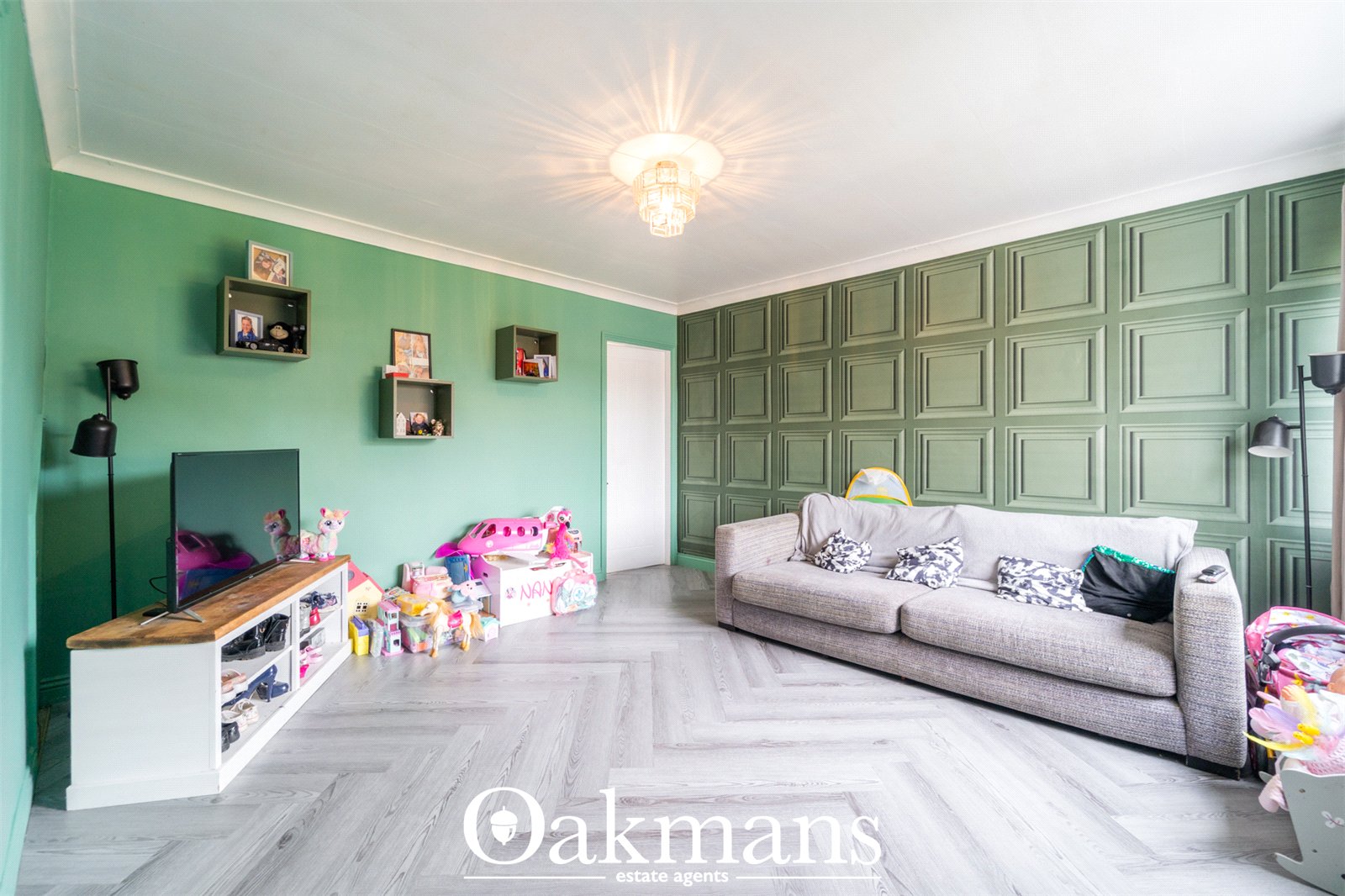 Woodrow Close, Bromsgrove, B61