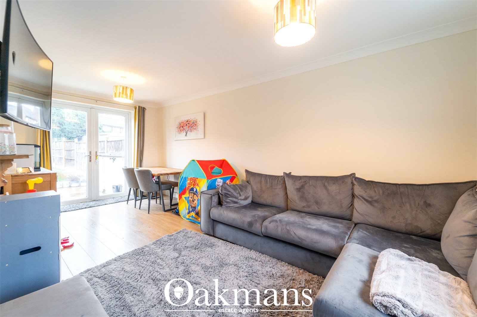 Cobham Close, Bromsgrove, B60