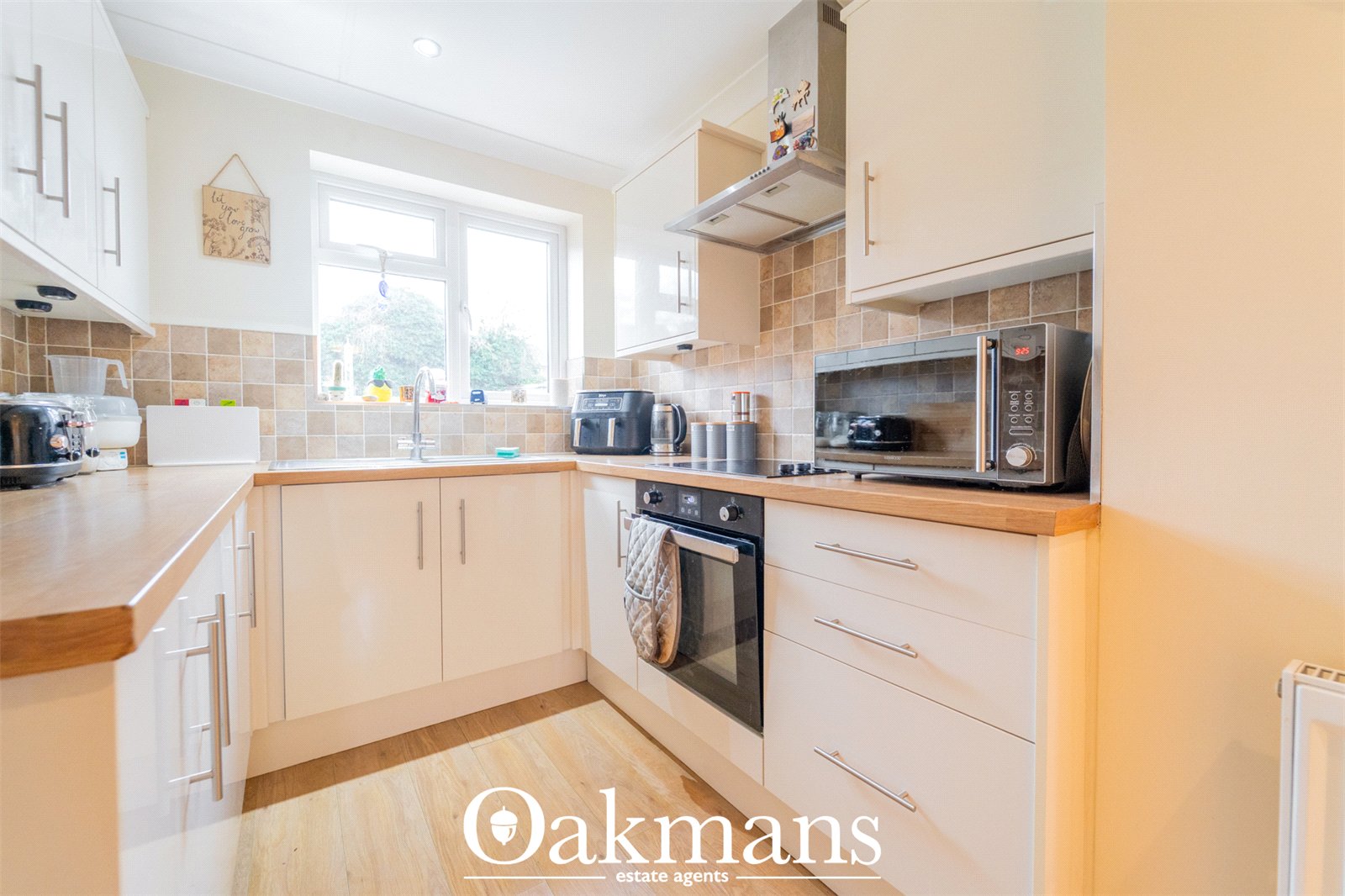 Cobham Close, Bromsgrove, B60