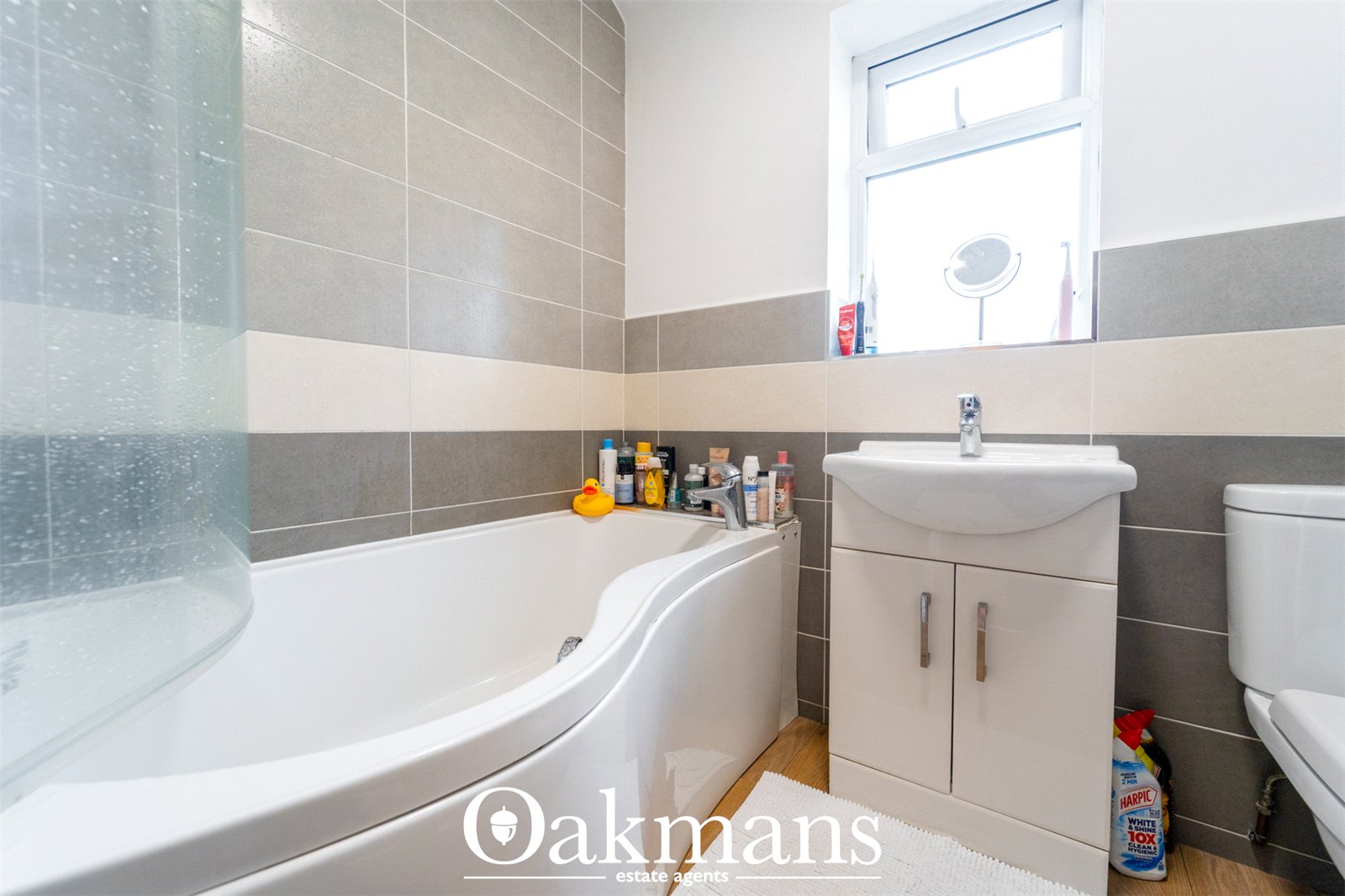 Cobham Close, Bromsgrove, B60
