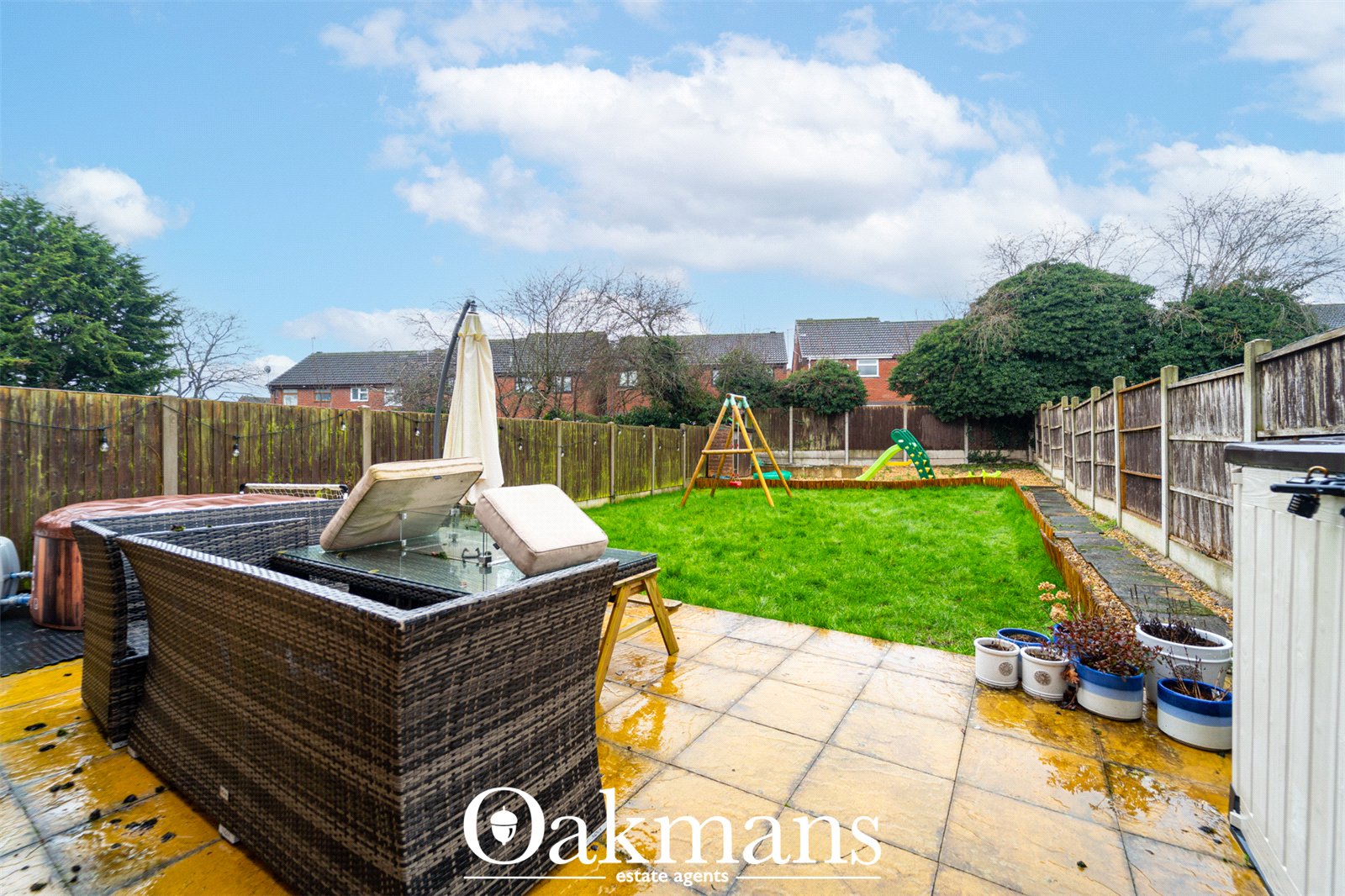 Cobham Close, Bromsgrove, B60
