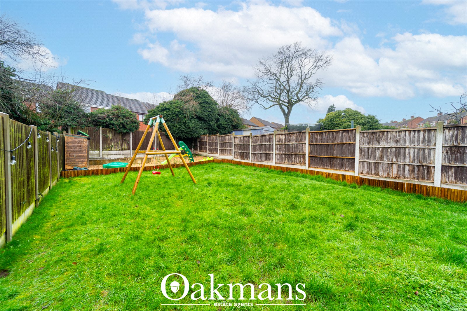 Cobham Close, Bromsgrove, B60