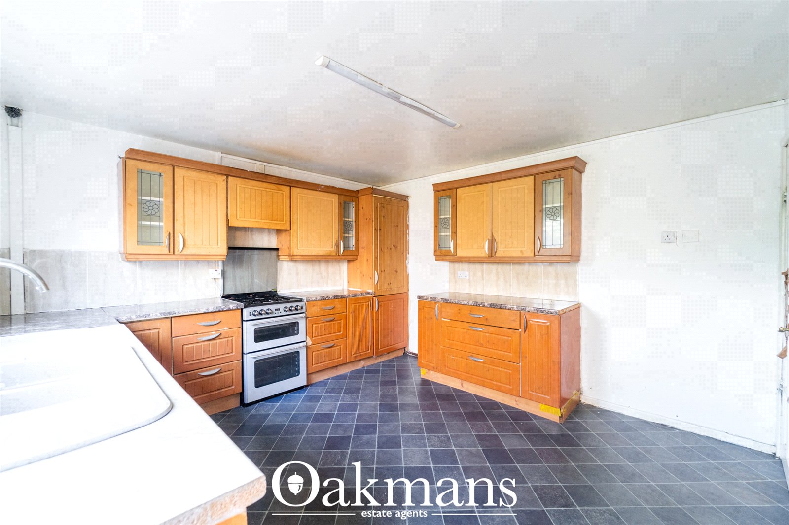 Bassett Croft, Birmingham, B10