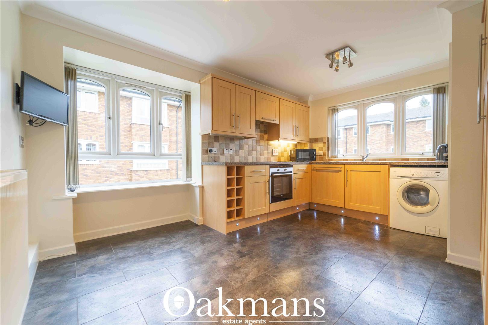 Queens Court, Solihull, B91
