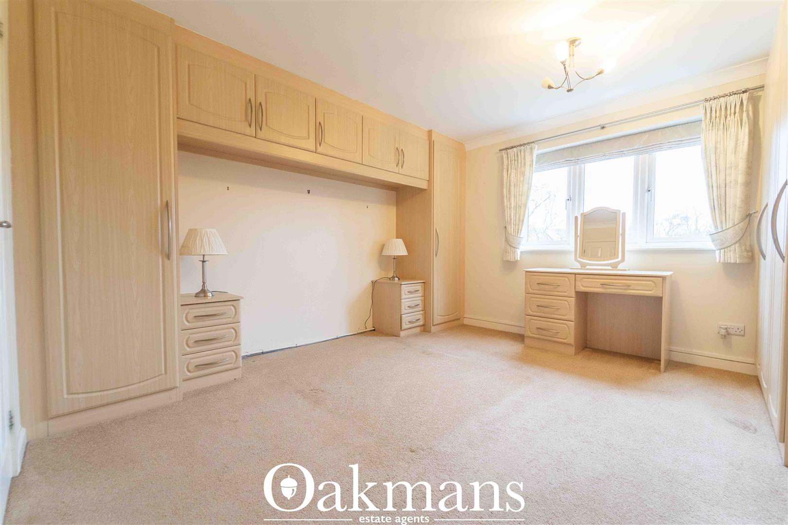 Queens Court, Solihull, B91