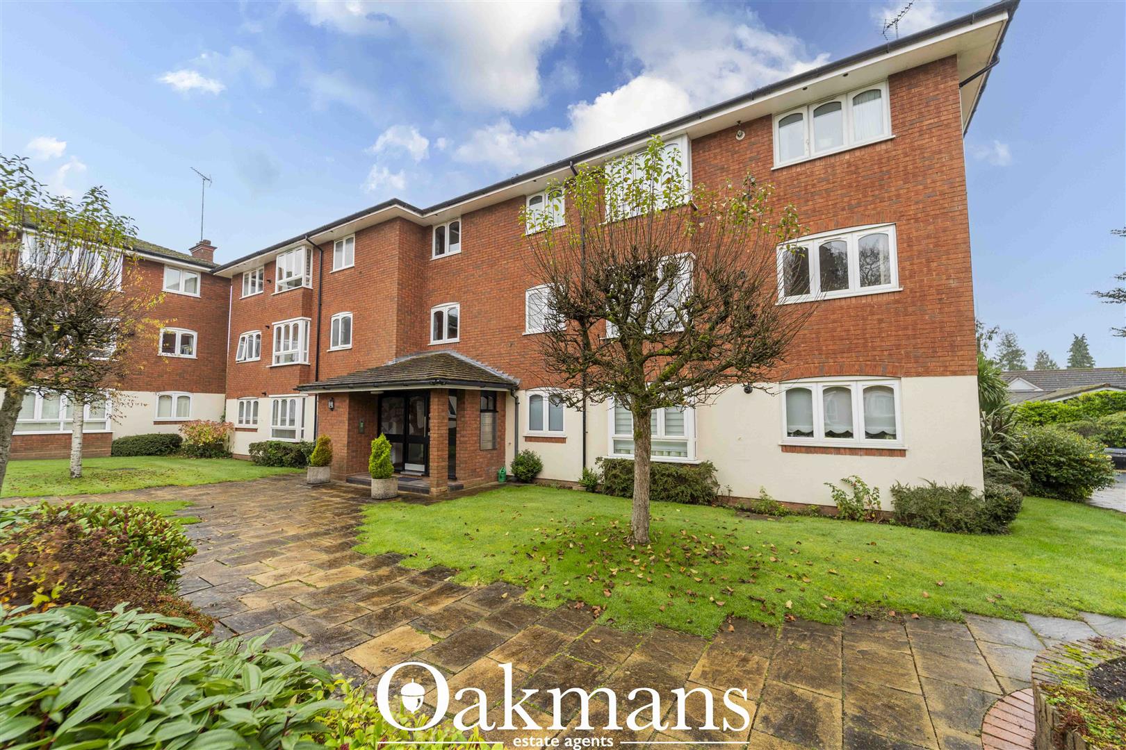 Queens Court, Solihull, B91