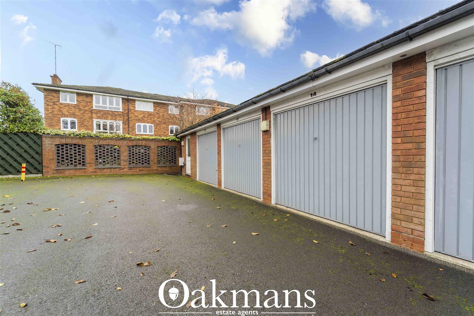 Queens Court, Solihull, B91