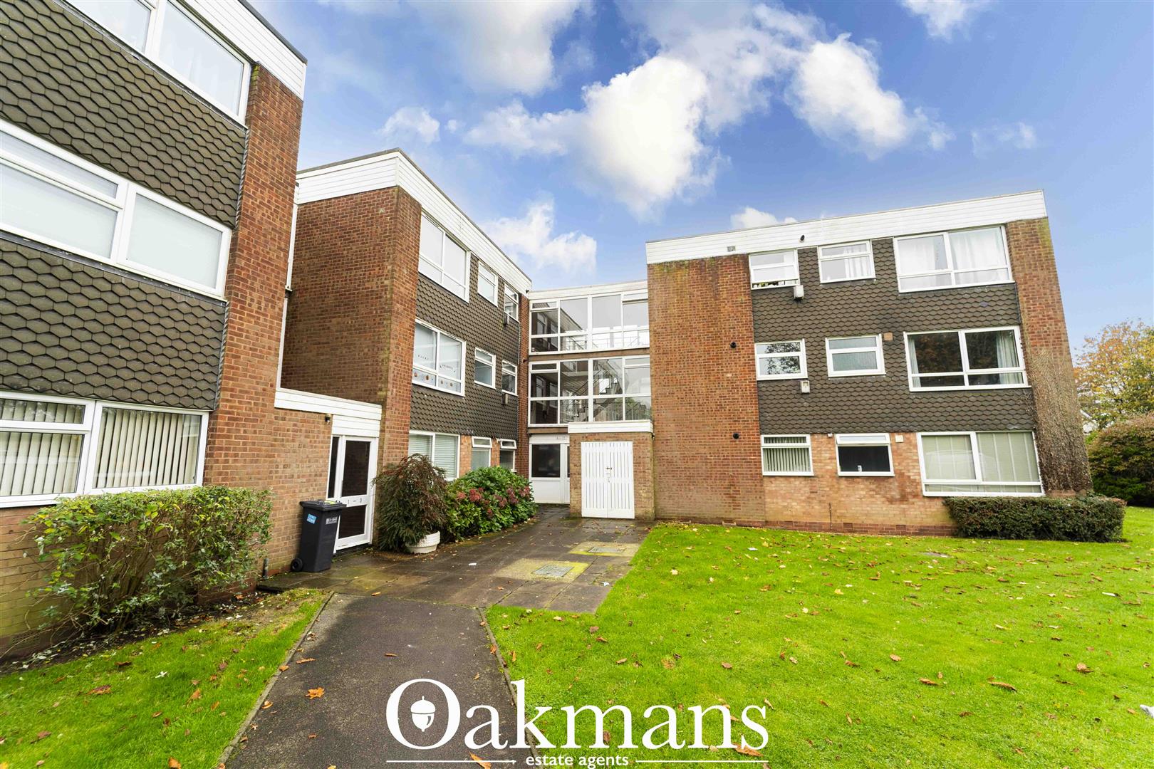 Firs Drive, Solihull, B90