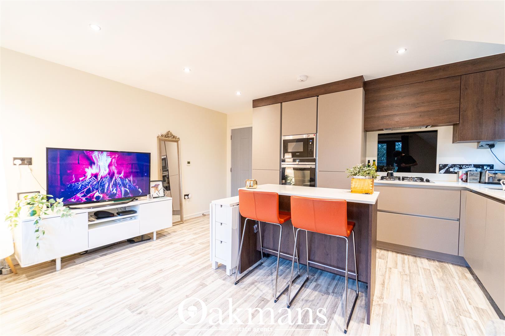 Stratford Road, Shirley, Solihull, B90
