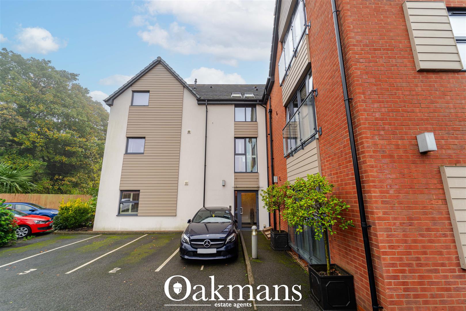 Stratford Road, Shirley, Solihull, B90