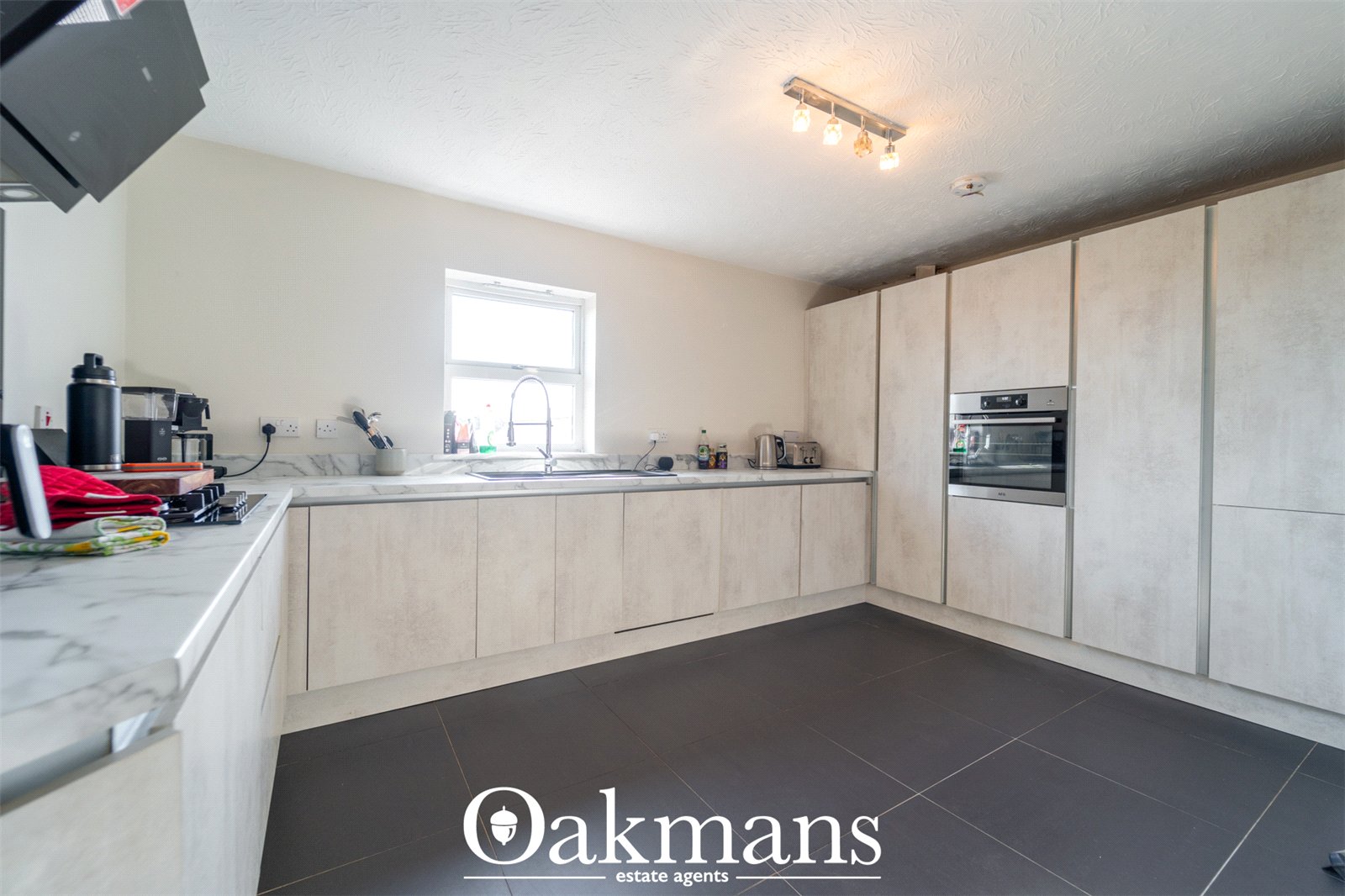 Rumbush Lane, Solihull, B90
