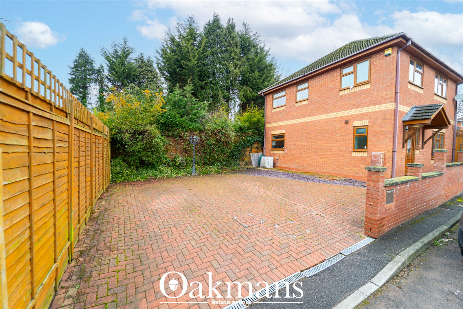 Gillman Close, Birmingham, B26