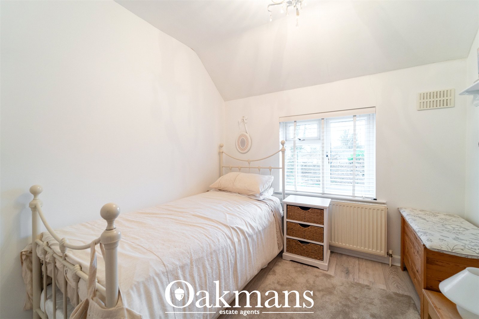 Longmore Road, Solihull, B90