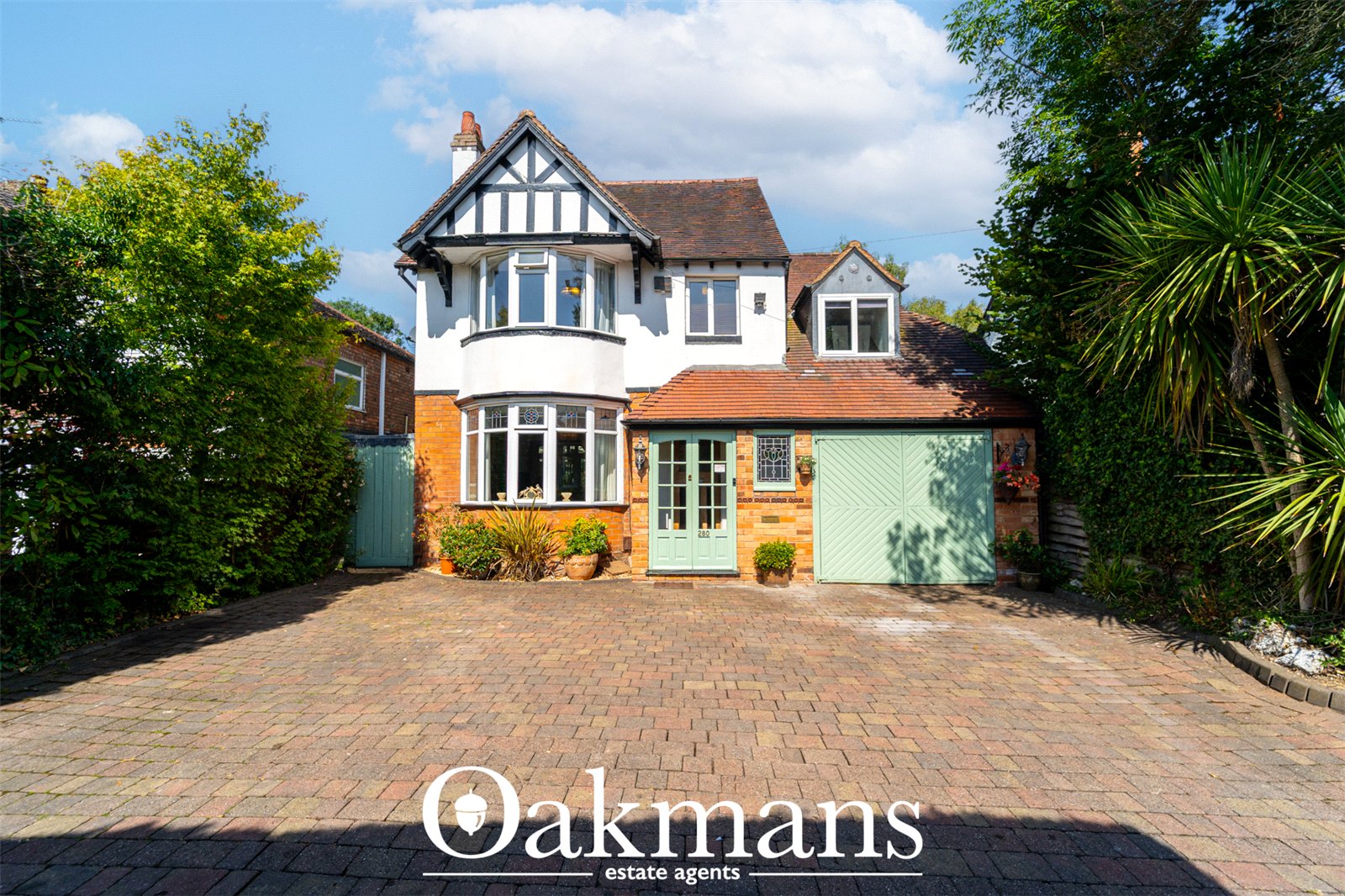 Haslucks Green Road, Solihull, B90