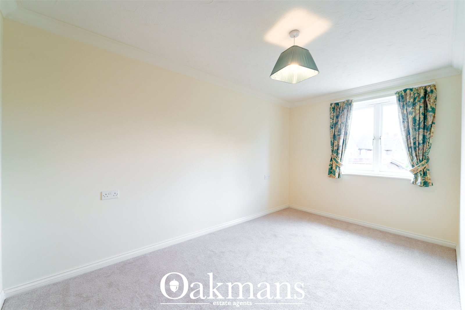 Warwick Road, Solihull, B92