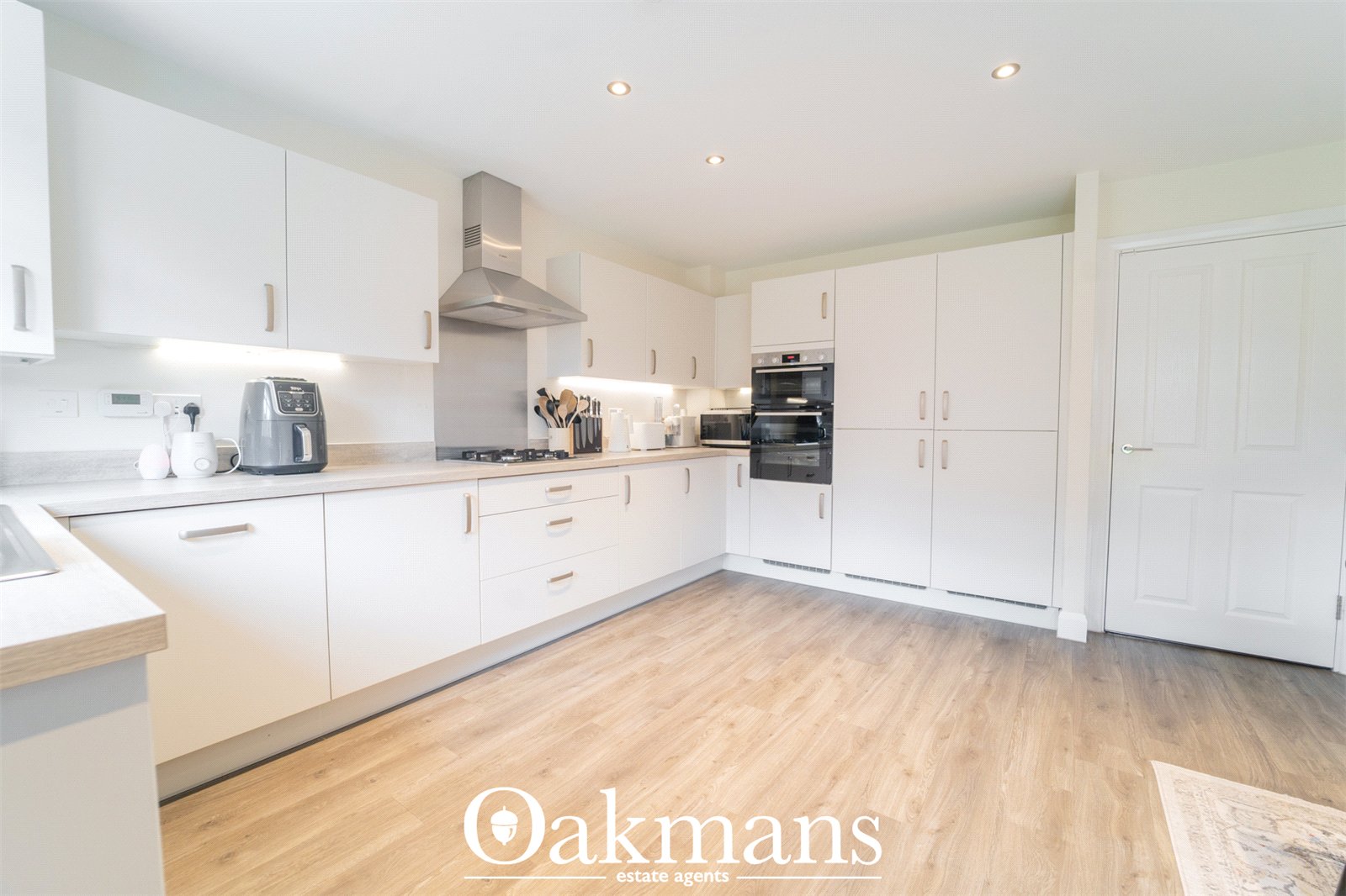 Waterside Crescent, Oldbury, B69