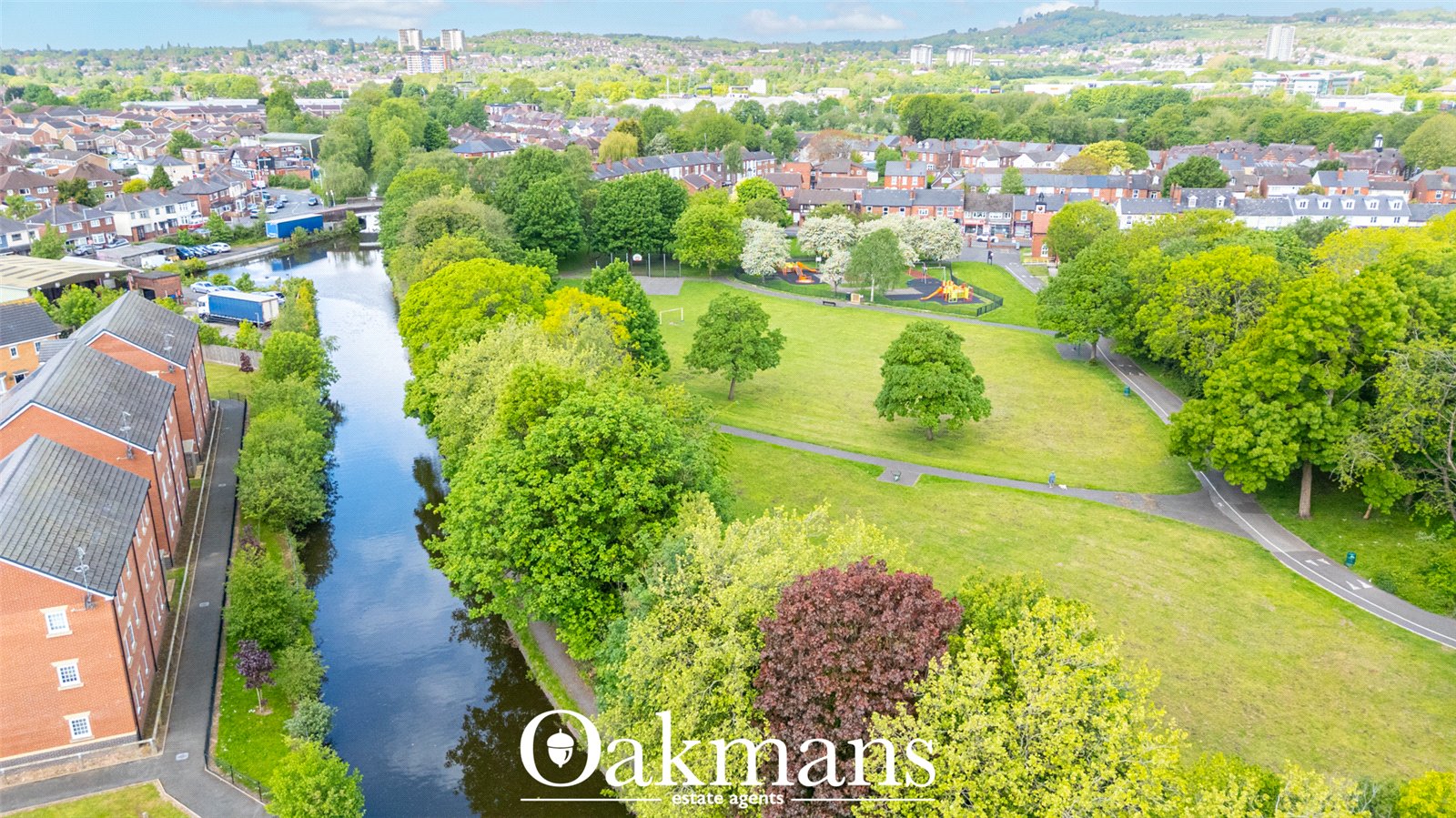 Waterside Crescent, Oldbury, B69