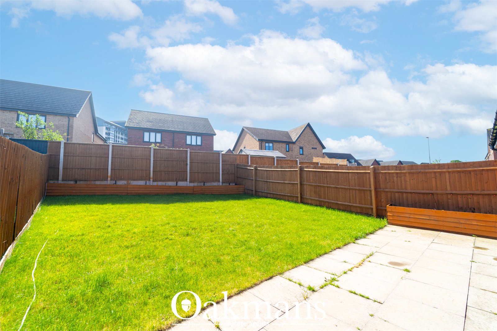 Waterside Crescent, Oldbury, B69