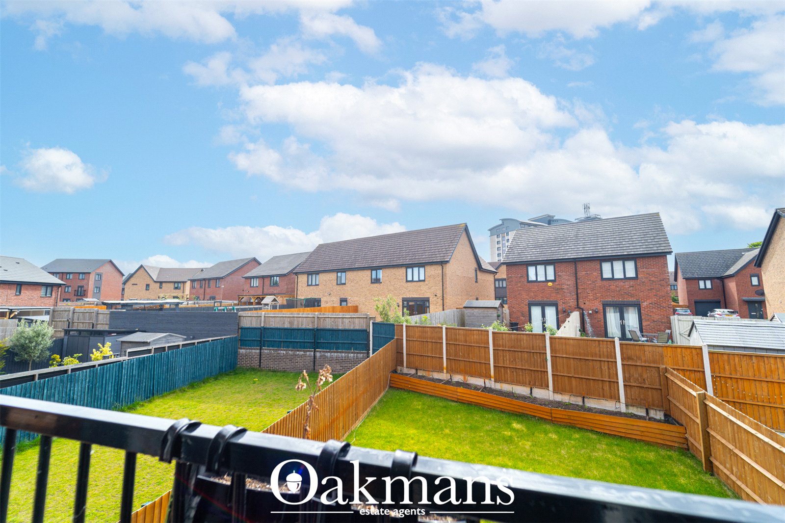 Waterside Crescent, Oldbury, B69