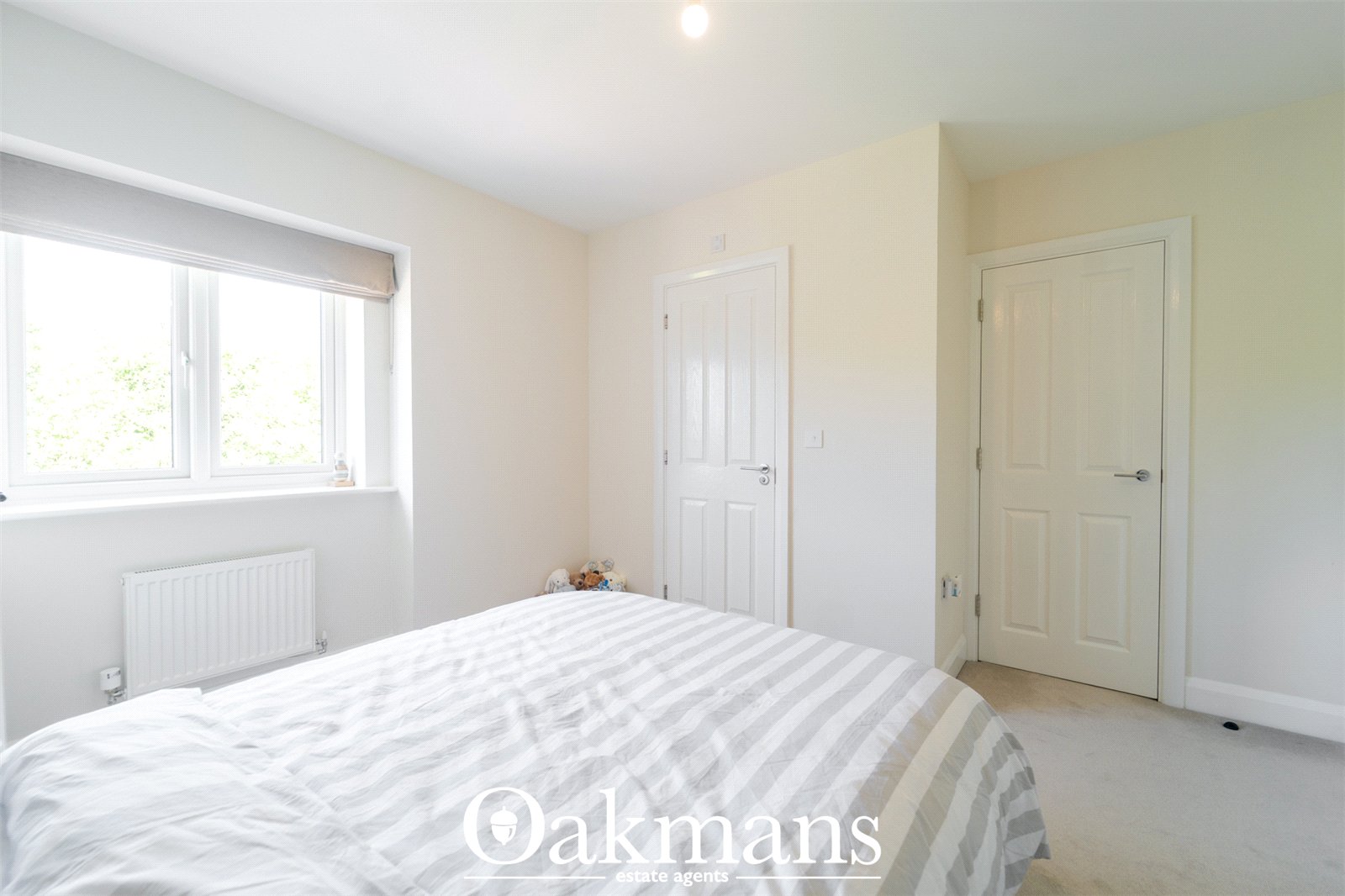 Waterside Crescent, Oldbury, B69