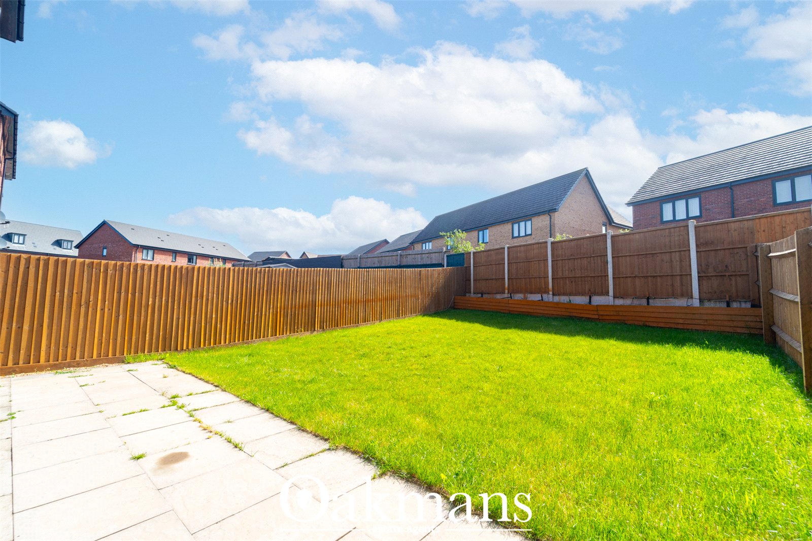 Waterside Crescent, Oldbury, B69