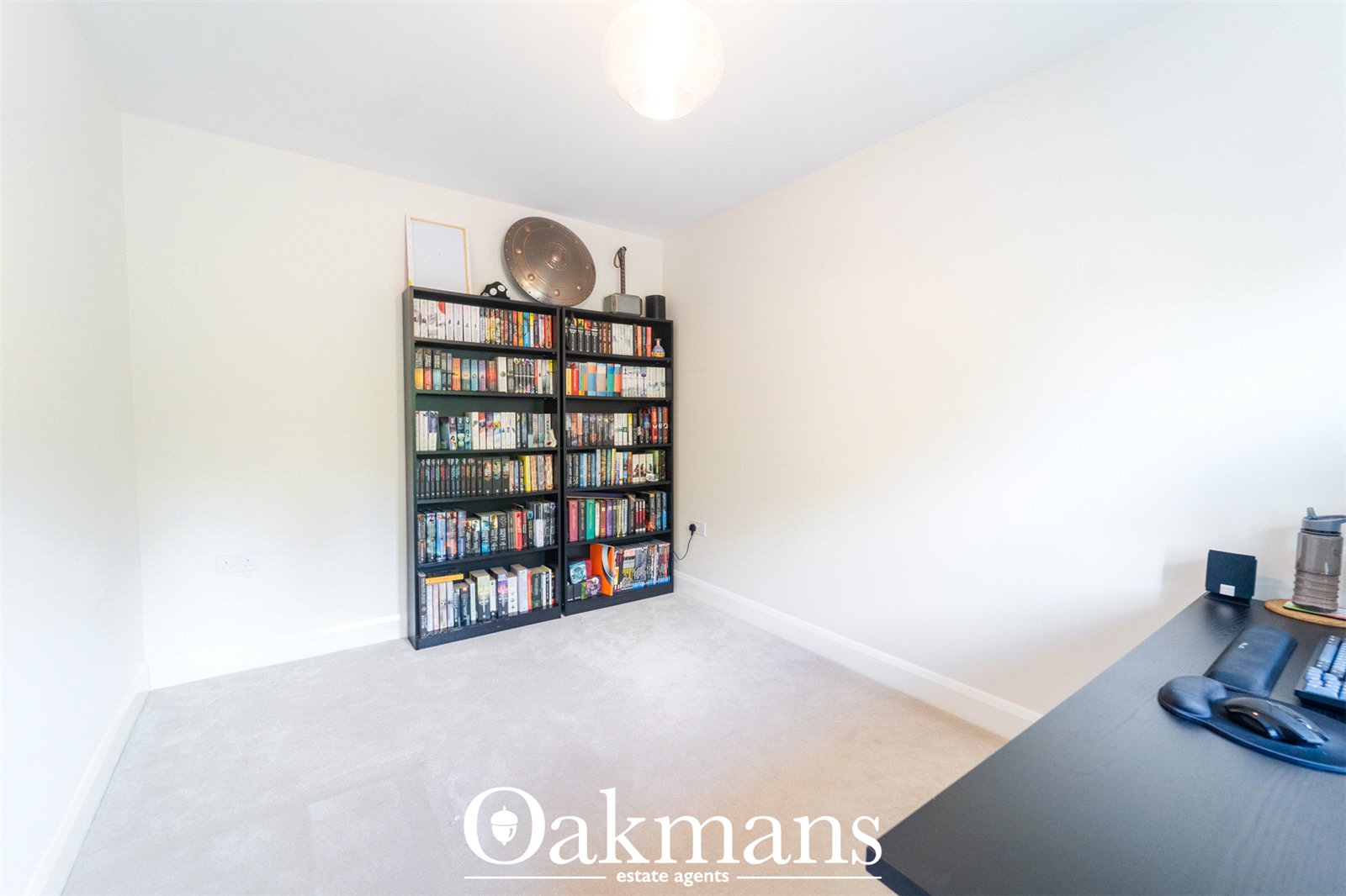 Waterside Crescent, Oldbury, B69