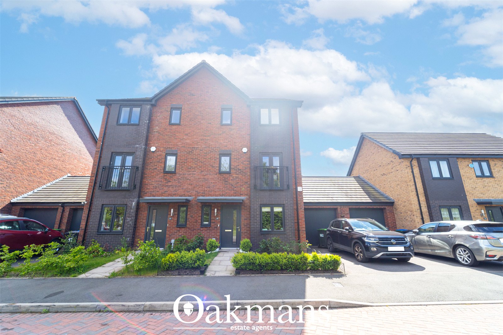 Waterside Crescent, Oldbury, B69