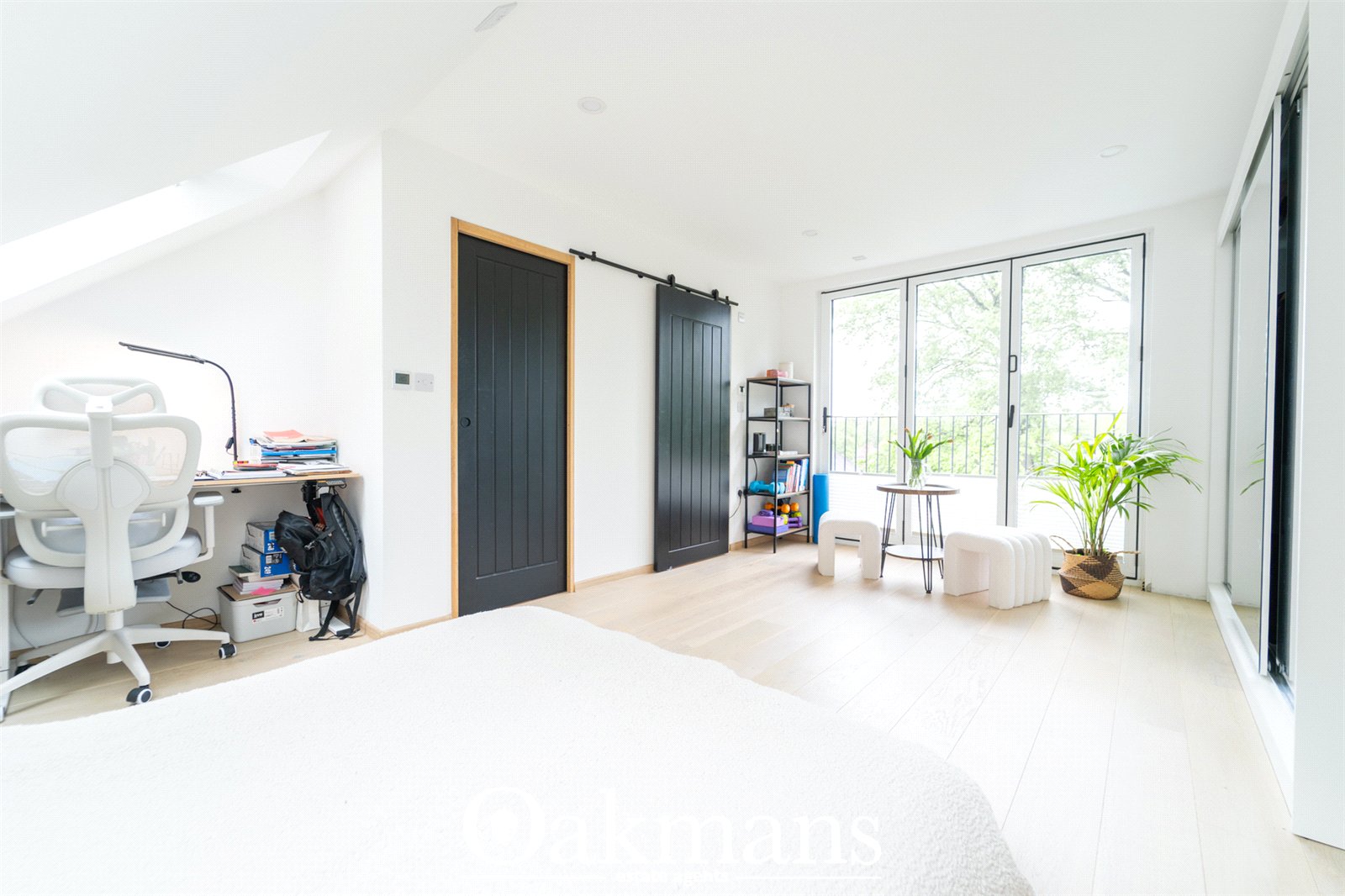 Kemberton Road, Birmingham, B29