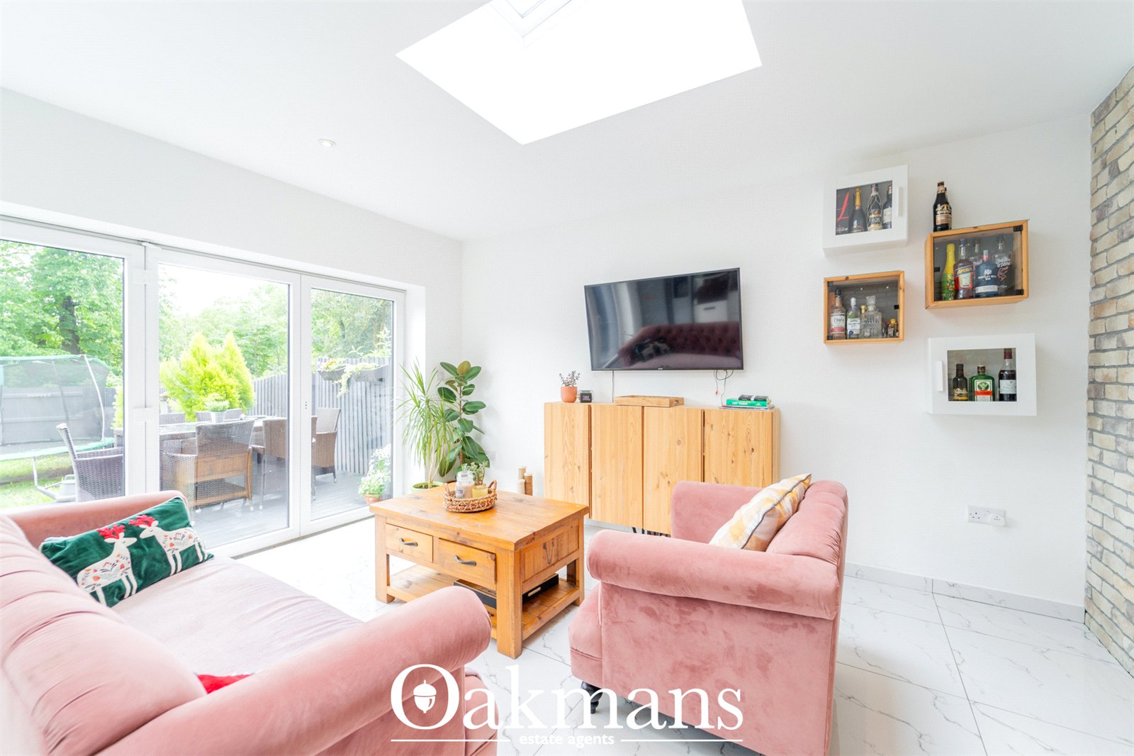Kemberton Road, Birmingham, B29