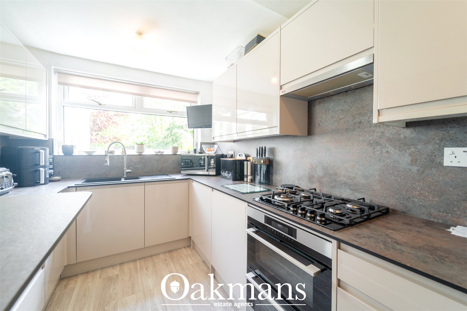Higgins Lane, Birmingham, B32